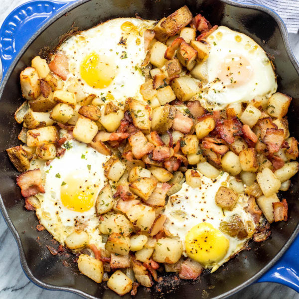 Country Potatoes, Bacon & Eggs Whole30 Breakfast Skillet (Paleo, GF ...